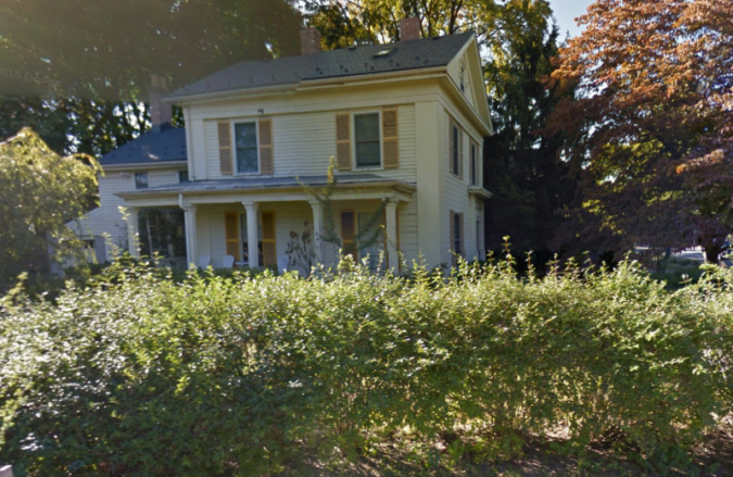 Varnum Frost House at 354 Lake Street