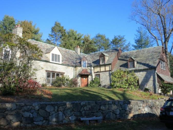 Frank Barnard House at 43 Village Hill Road